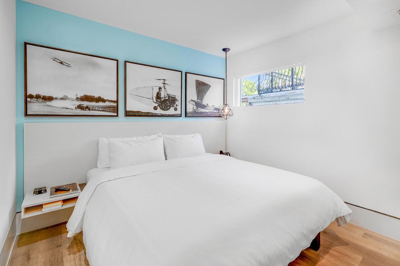 Ocean Treasure Beachside Suites Lauderdale-by-the-Sea Exterior photo