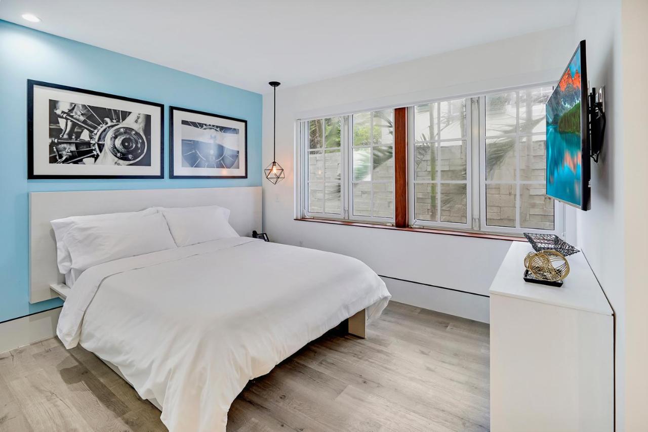 Ocean Treasure Beachside Suites Lauderdale-by-the-Sea Exterior photo