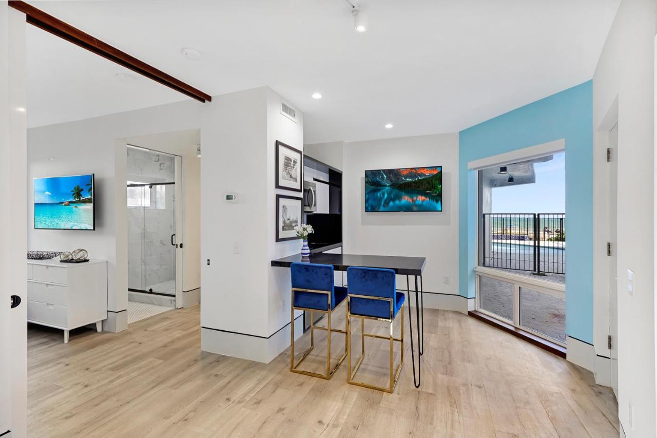 Ocean Treasure Beachside Suites Lauderdale-by-the-Sea Exterior photo