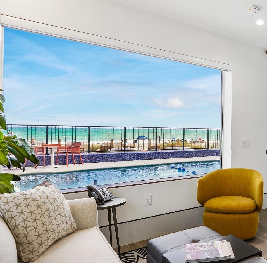 Ocean Treasure Beachside Suites Lauderdale-by-the-Sea Exterior photo