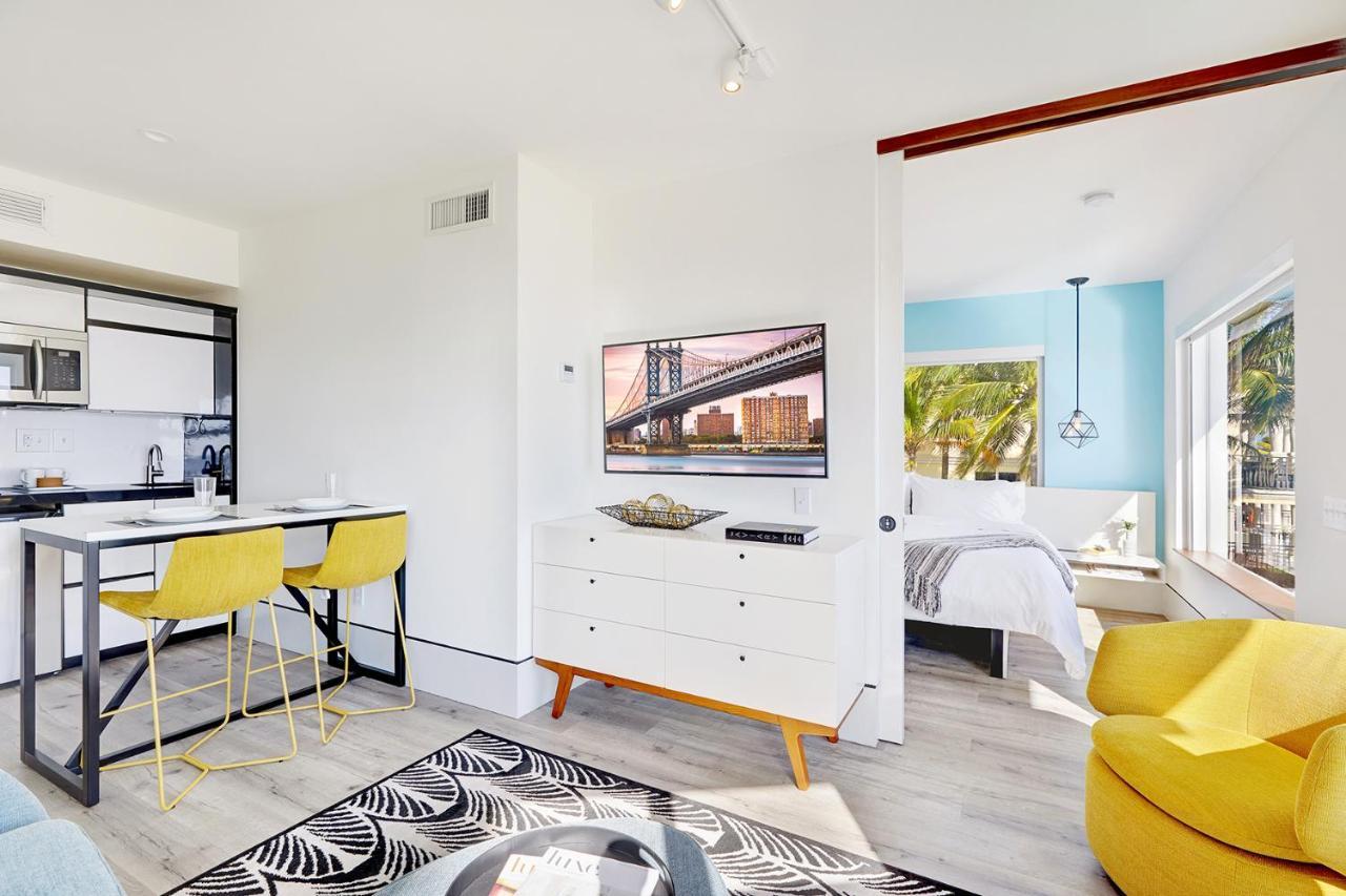 Ocean Treasure Beachside Suites Lauderdale-by-the-Sea Exterior photo